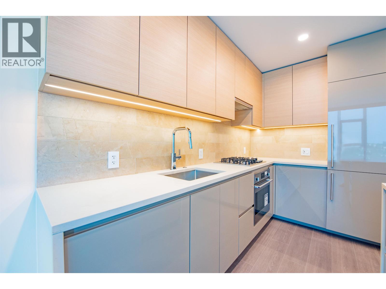 1204 2186 Gilmore Avenue, Burnaby, British Columbia  V5C 6A7 - Photo 7 - R3069530