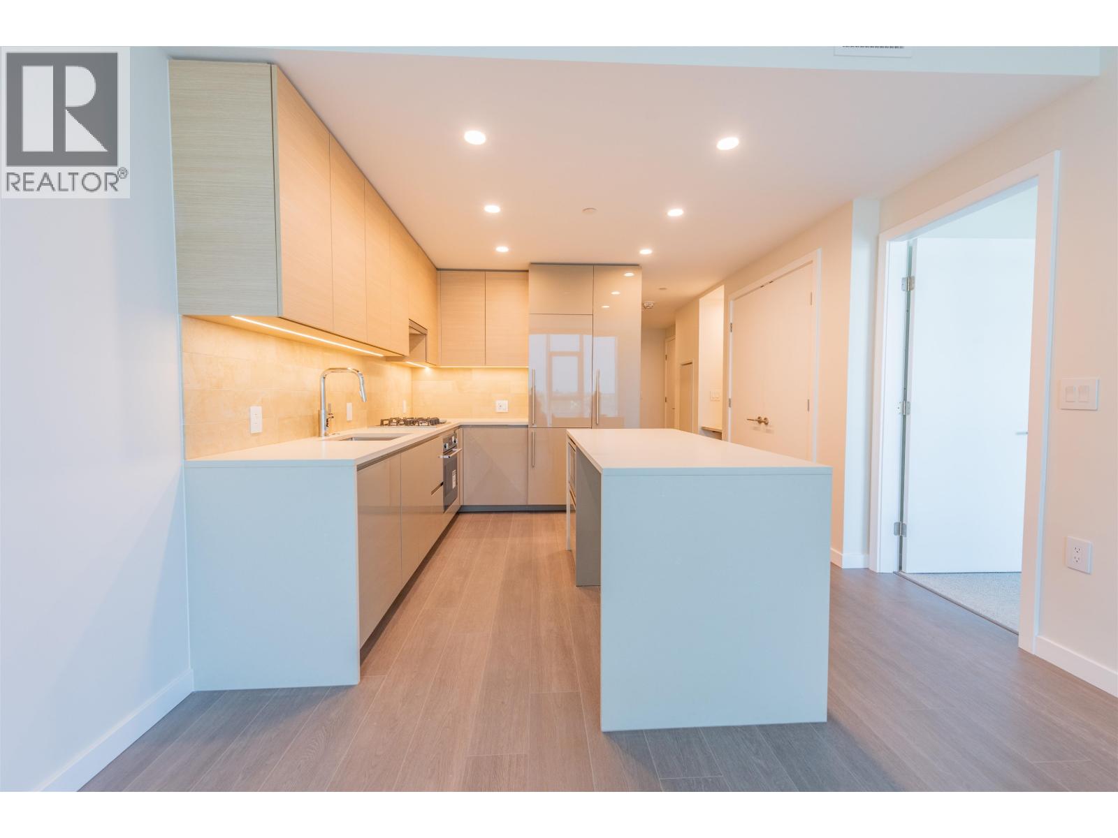 1204 2186 Gilmore Avenue, Burnaby, British Columbia  V5C 6A7 - Photo 6 - R3069530