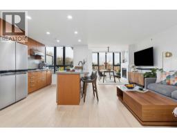 426 3228 TUPPER STREET