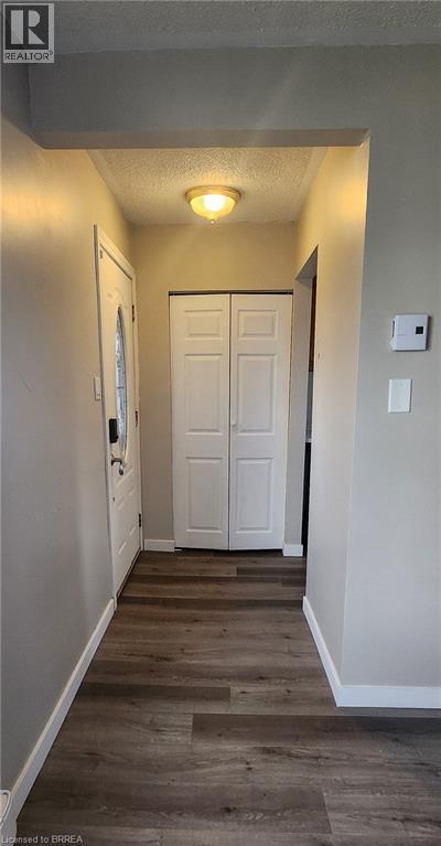 25 Sheldon Street, Brantford, Ontario  N3T 6C2 - Photo 2 - 40789804