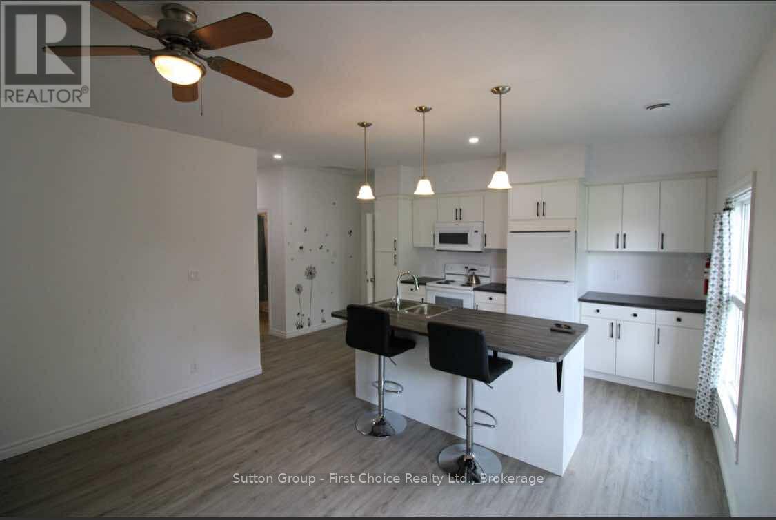 251 Upper - 253 Douro Street, Stratford, Ontario N5A 3S4 - Photo 9 - X12553316