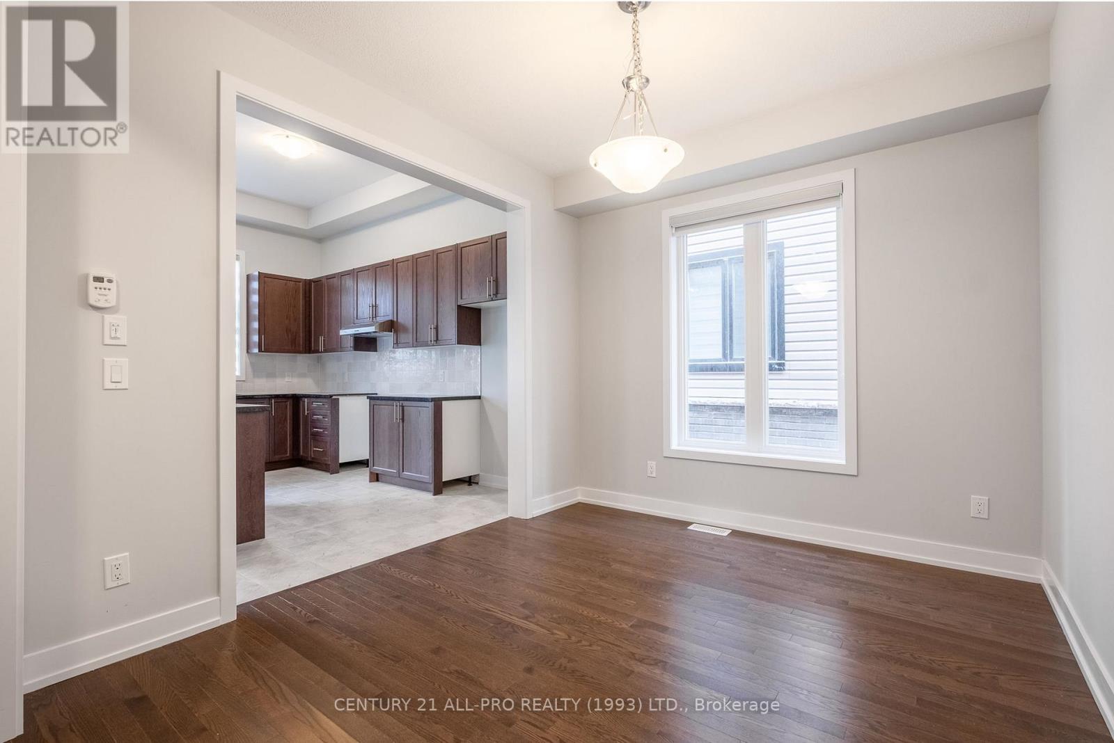 1040 Suddard Avenue, Oshawa, Ontario  L1L 0V5 - Photo 12 - E12407138