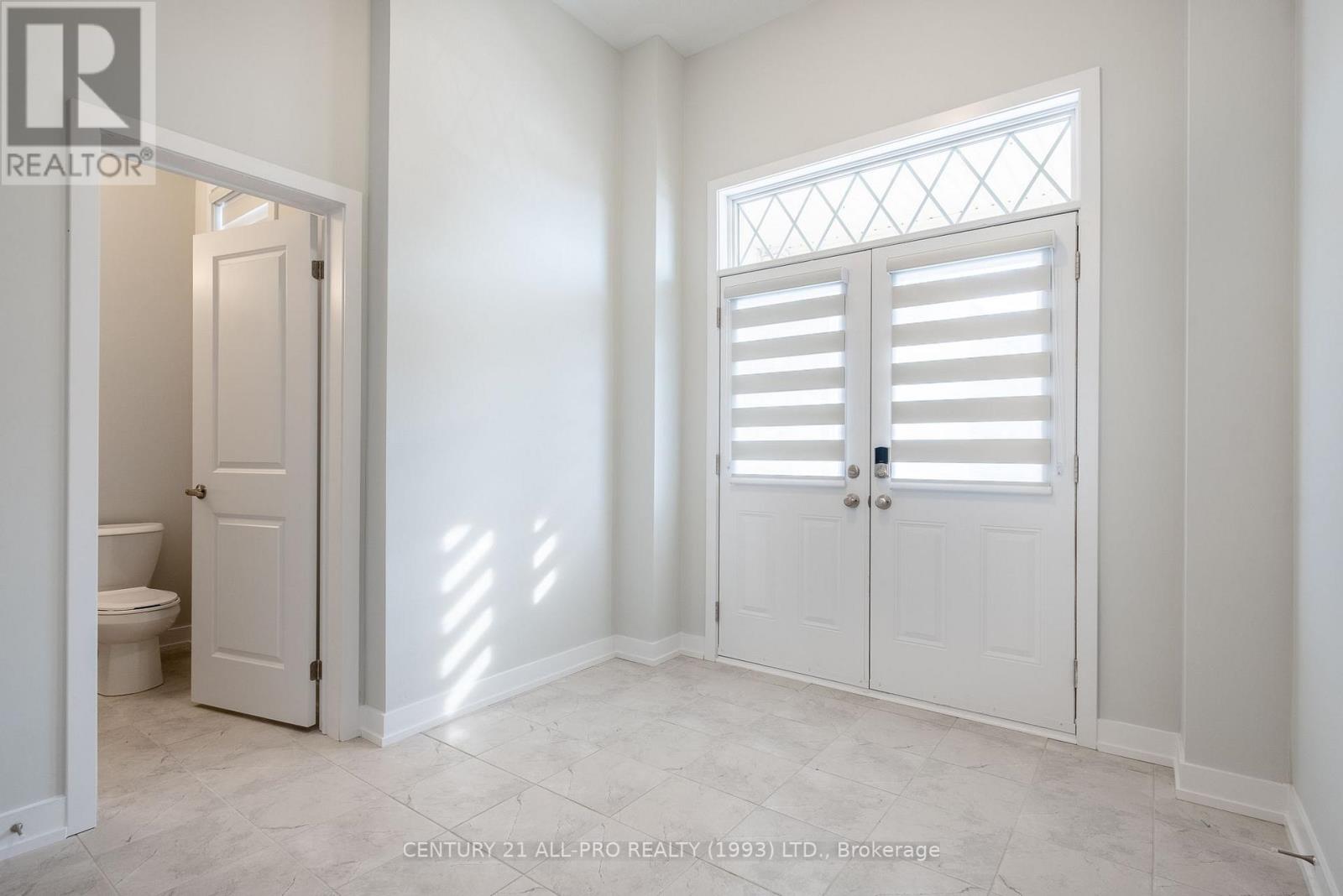 1040 Suddard Avenue, Oshawa, Ontario  L1L 0V5 - Photo 5 - E12407138