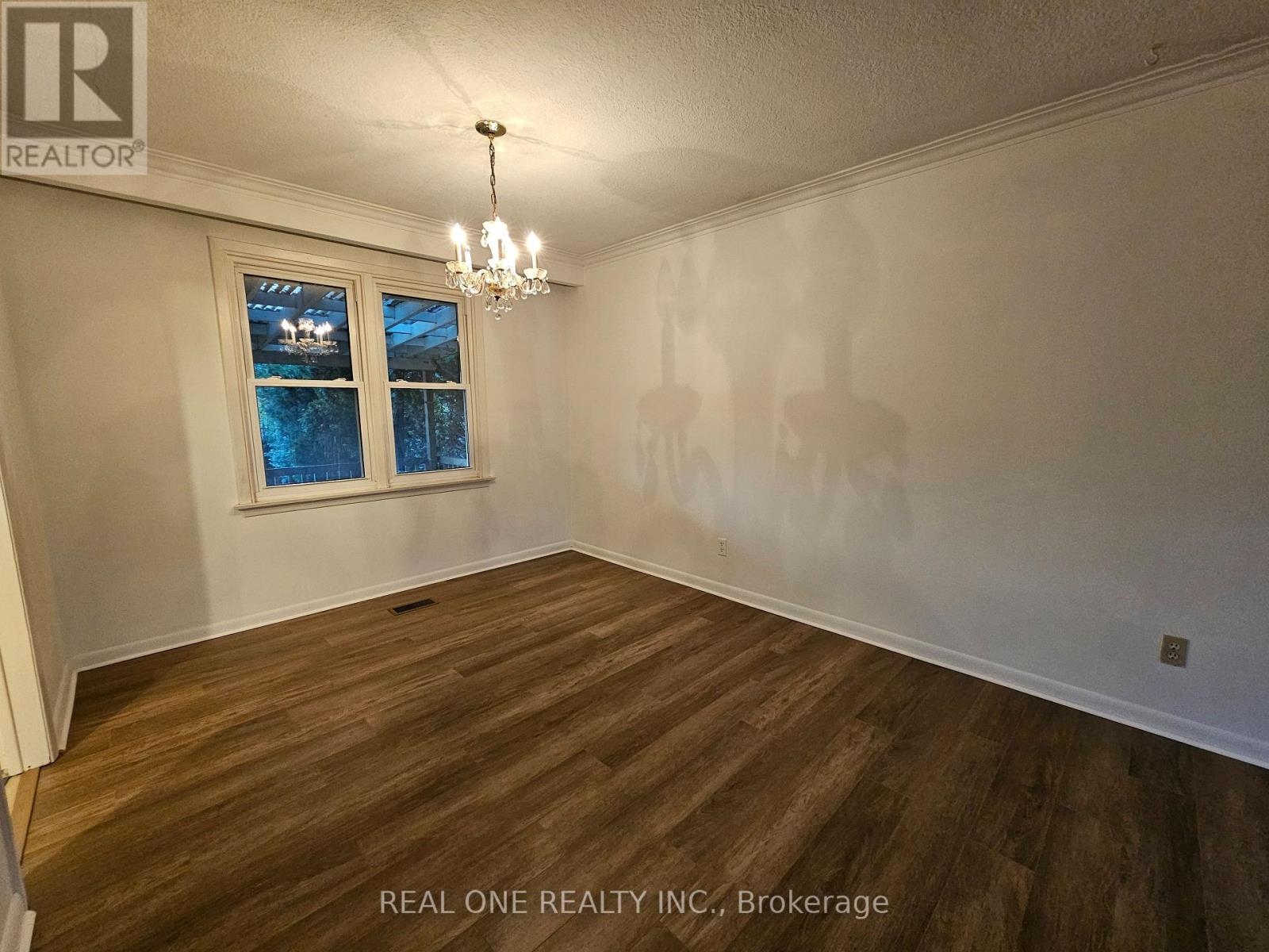 6 Fairhill Crescent, Toronto, Ontario  M3A 1N6 - Photo 5 - C12572870