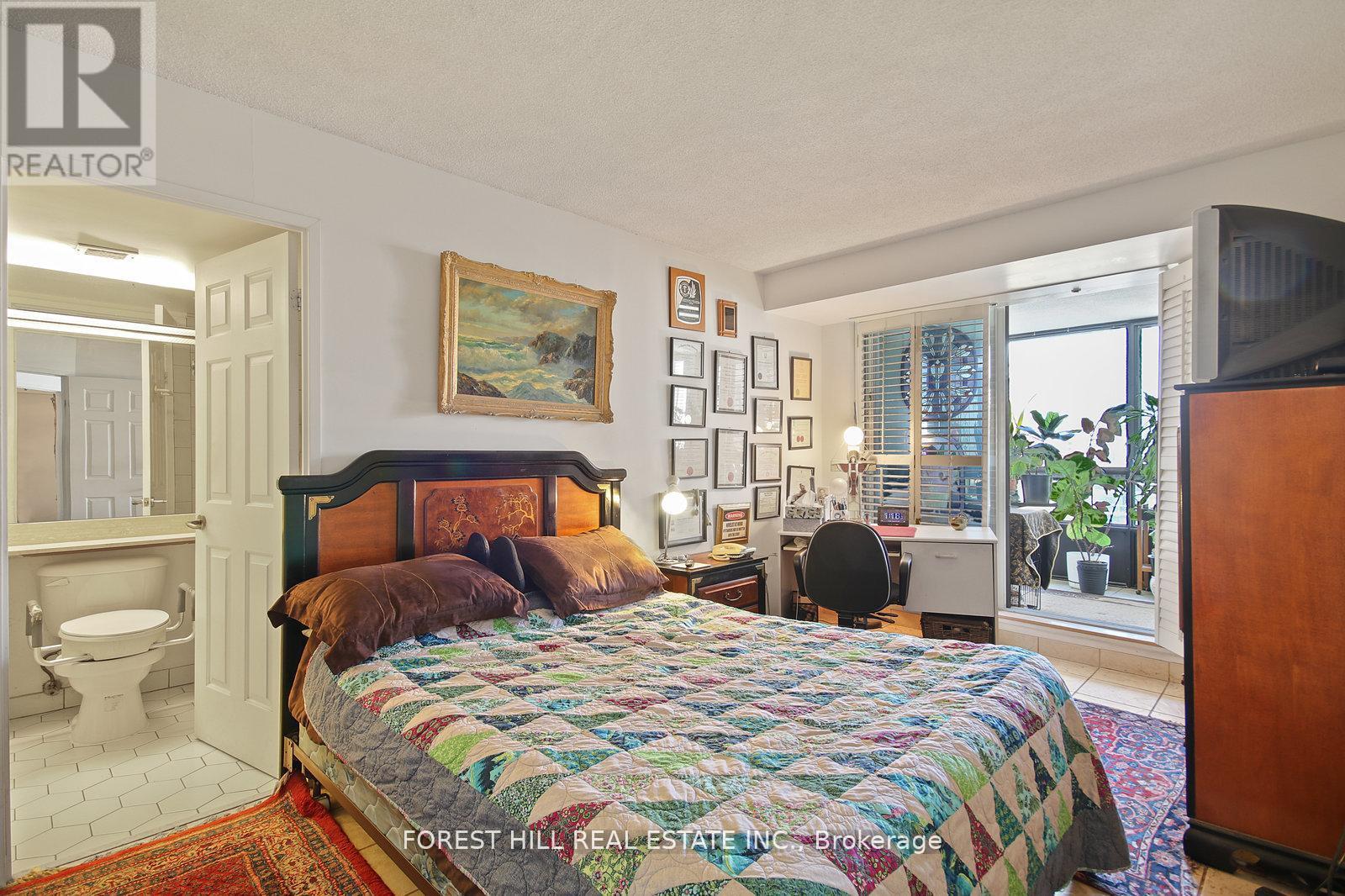 1101 - 130 Carlton Street, Toronto, Ontario  M5A 4K3 - Photo 19 - C12572884