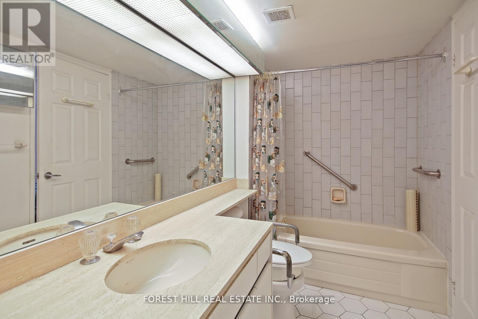 1101 - 130 Carlton Street, Toronto, Ontario  M5A 4K3 - Photo 22 - C12572884