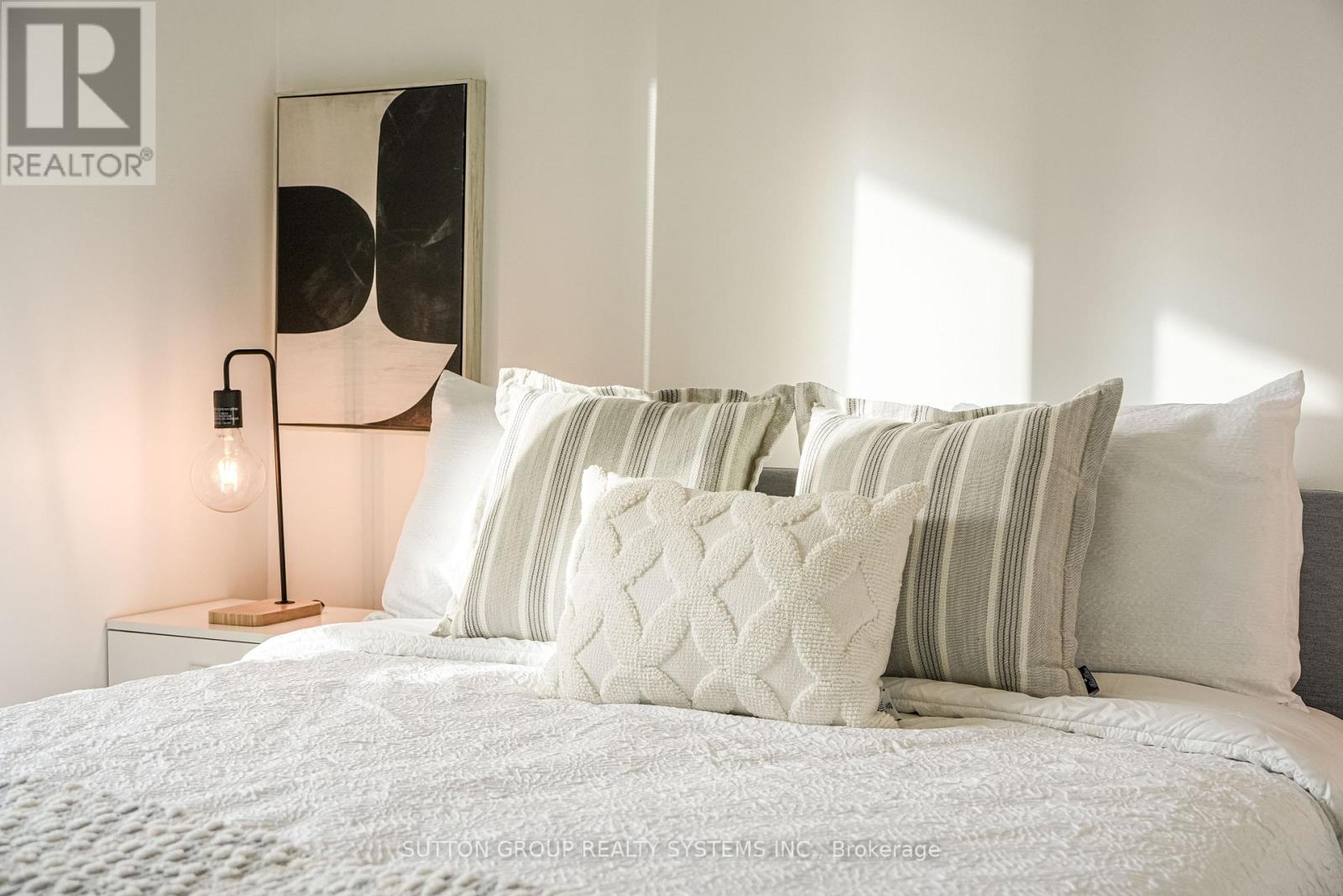 1912 - 300 Front Street W, Toronto, Ontario  M5V 0E9 - Photo 39 - C12572962