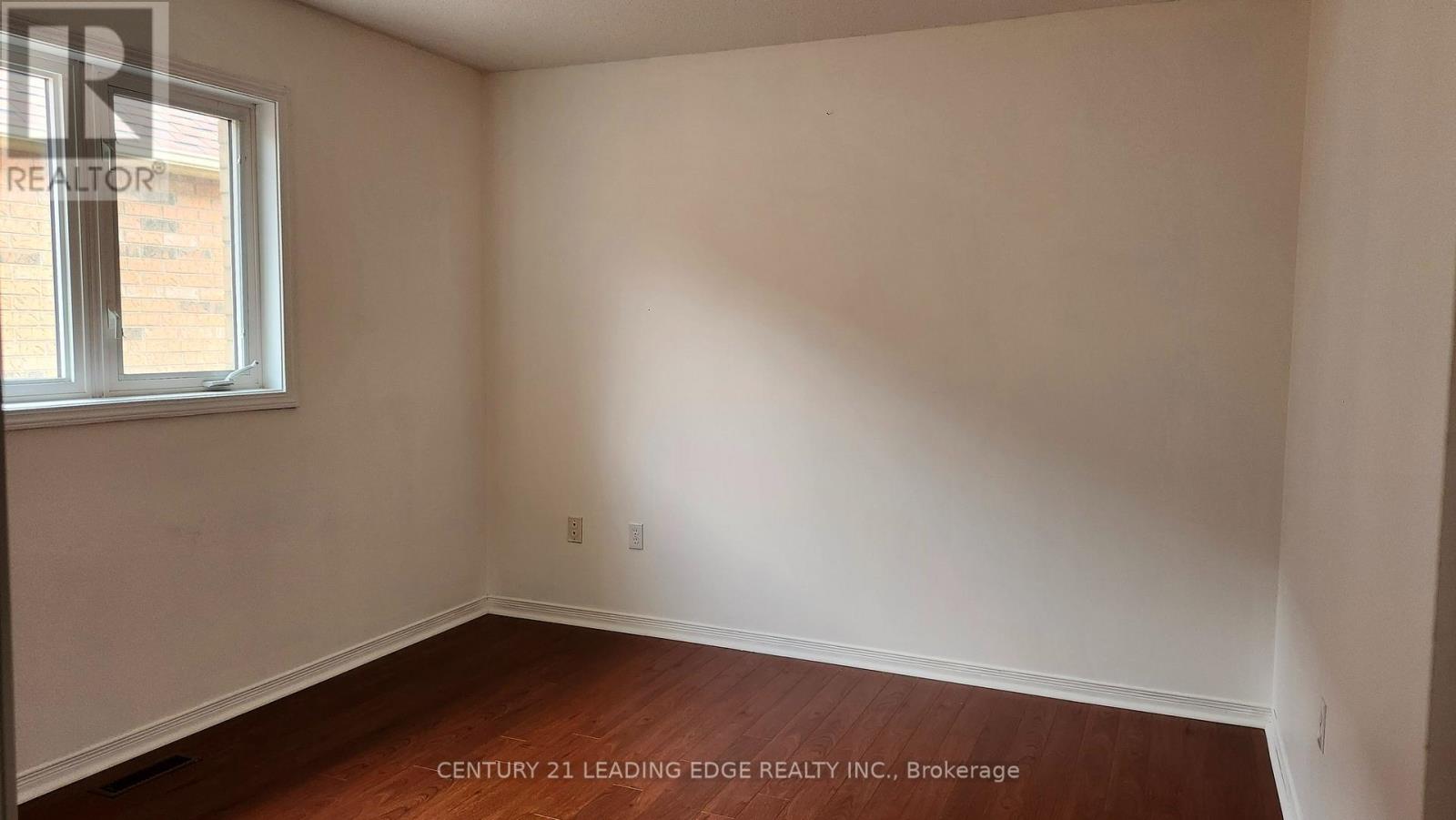 7 Angela Court, Markham, Ontario  L3S 4K8 - Photo 9 - N12555606