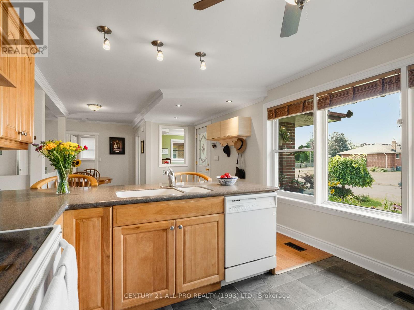 610 Norma Street, Cobourg, Ontario  K9A 2T8 - Photo 11 - X12501654