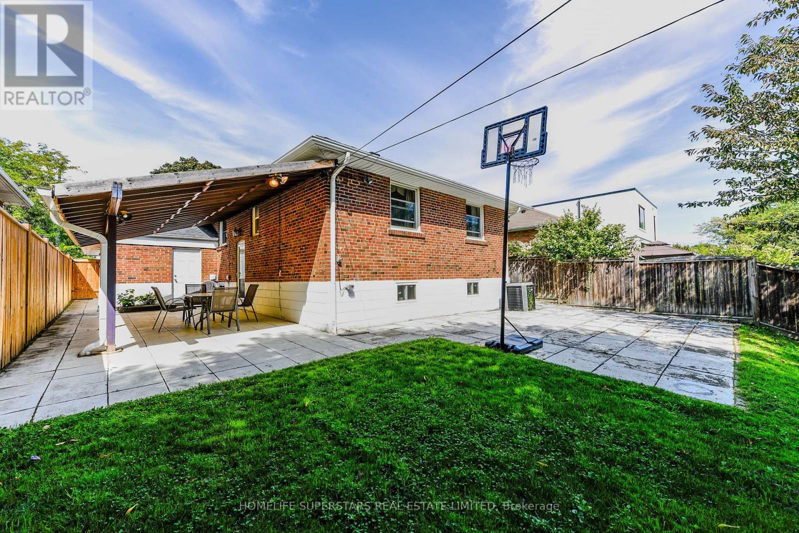 3987 Bloor Street W, Toronto, Ontario  M9B 1M2 - Photo 30 - W12378836