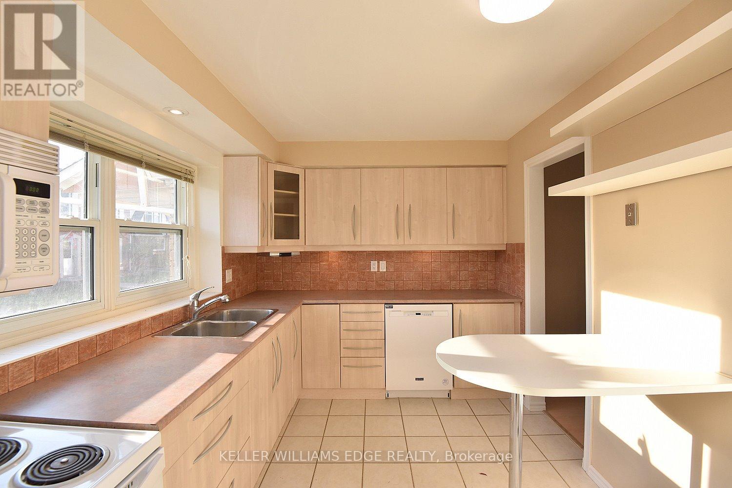 6 - 2254 Upper Middle Road, Burlington, Ontario  L7P 2Z9 - Photo 20 - W12252960