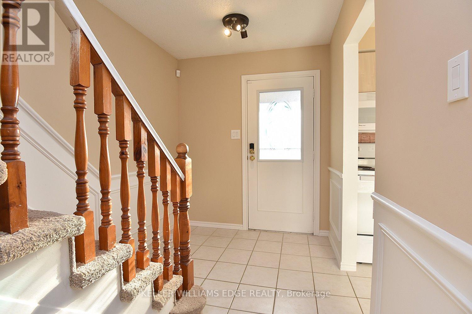 6 - 2254 Upper Middle Road, Burlington, Ontario  L7P 2Z9 - Photo 8 - W12252960