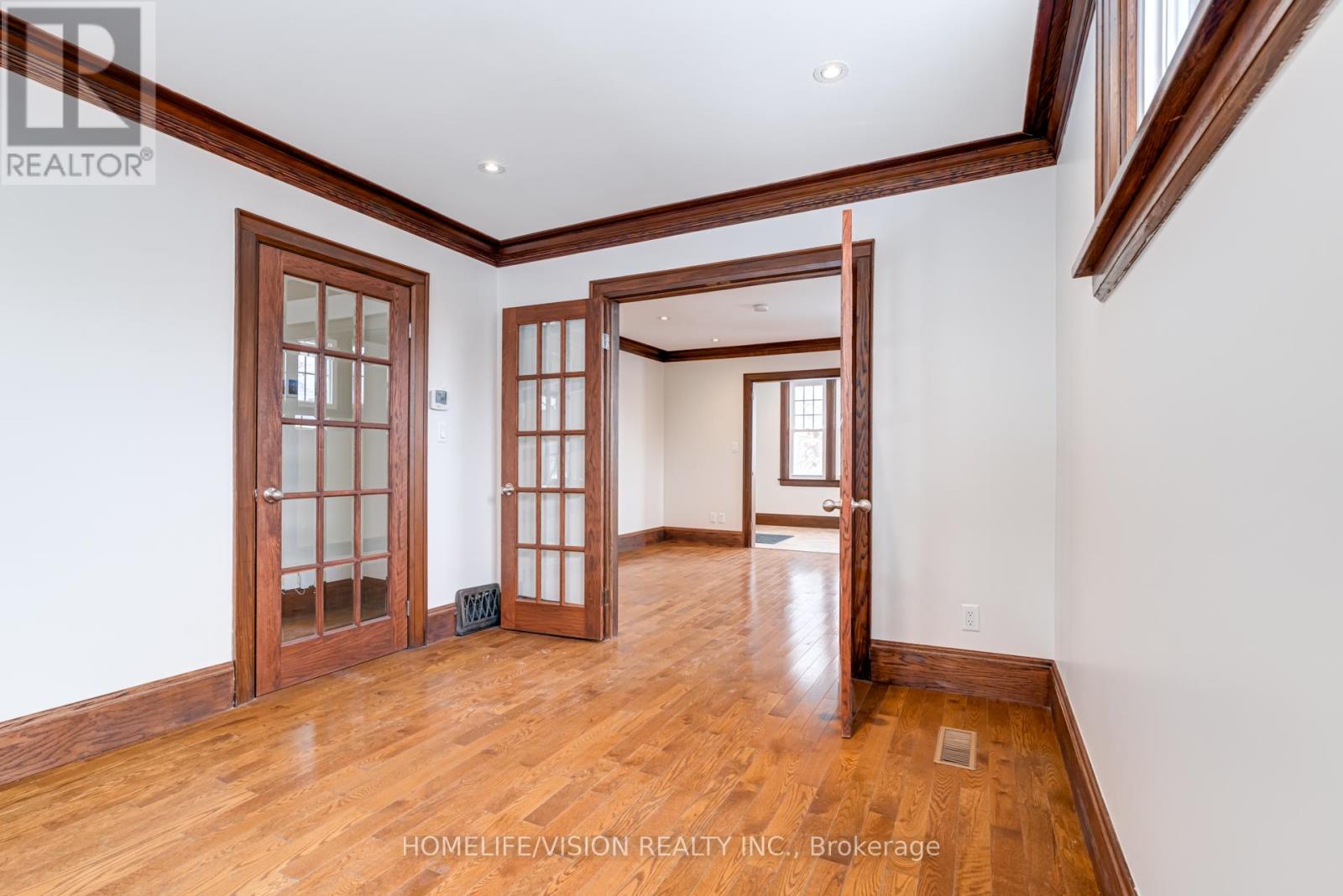 123 Mary Street E, Whitby, Ontario  L1N 2P3 - Photo 9 - E12572970