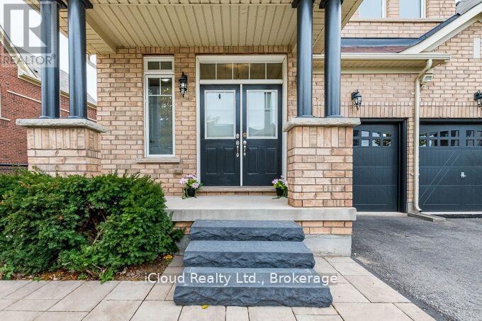 109 Kaitting Trail, Oakville, Ontario L6M 0T6 - Photo 4 - W12531894