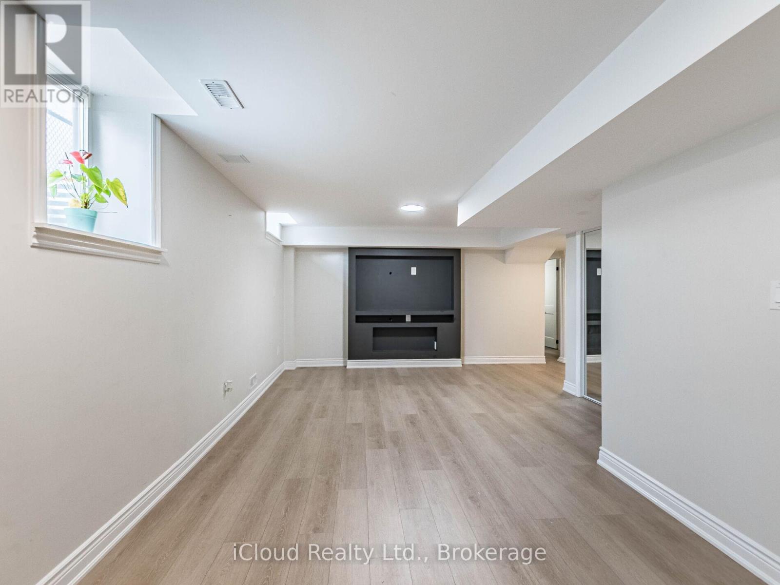 Basement - 109 Kaitting Trail, Oakville, Ontario  L6M 0T6 - Photo 8 - W12482428