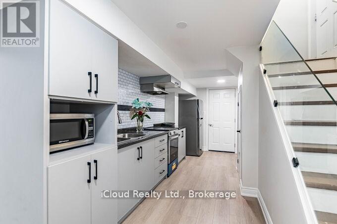 109 Kaitting Trail, Oakville, Ontario L6M 0T6 - Photo 36 - W12531894