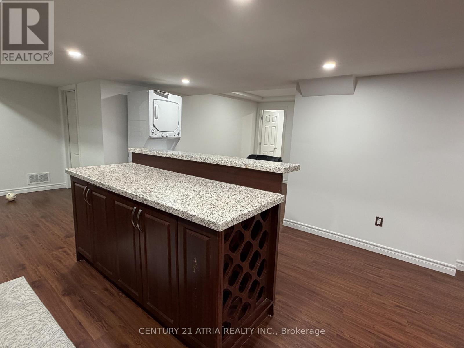 31 Seggar Avenue, Ajax, Ontario  L1T 4E2 - Photo 2 - E12536356