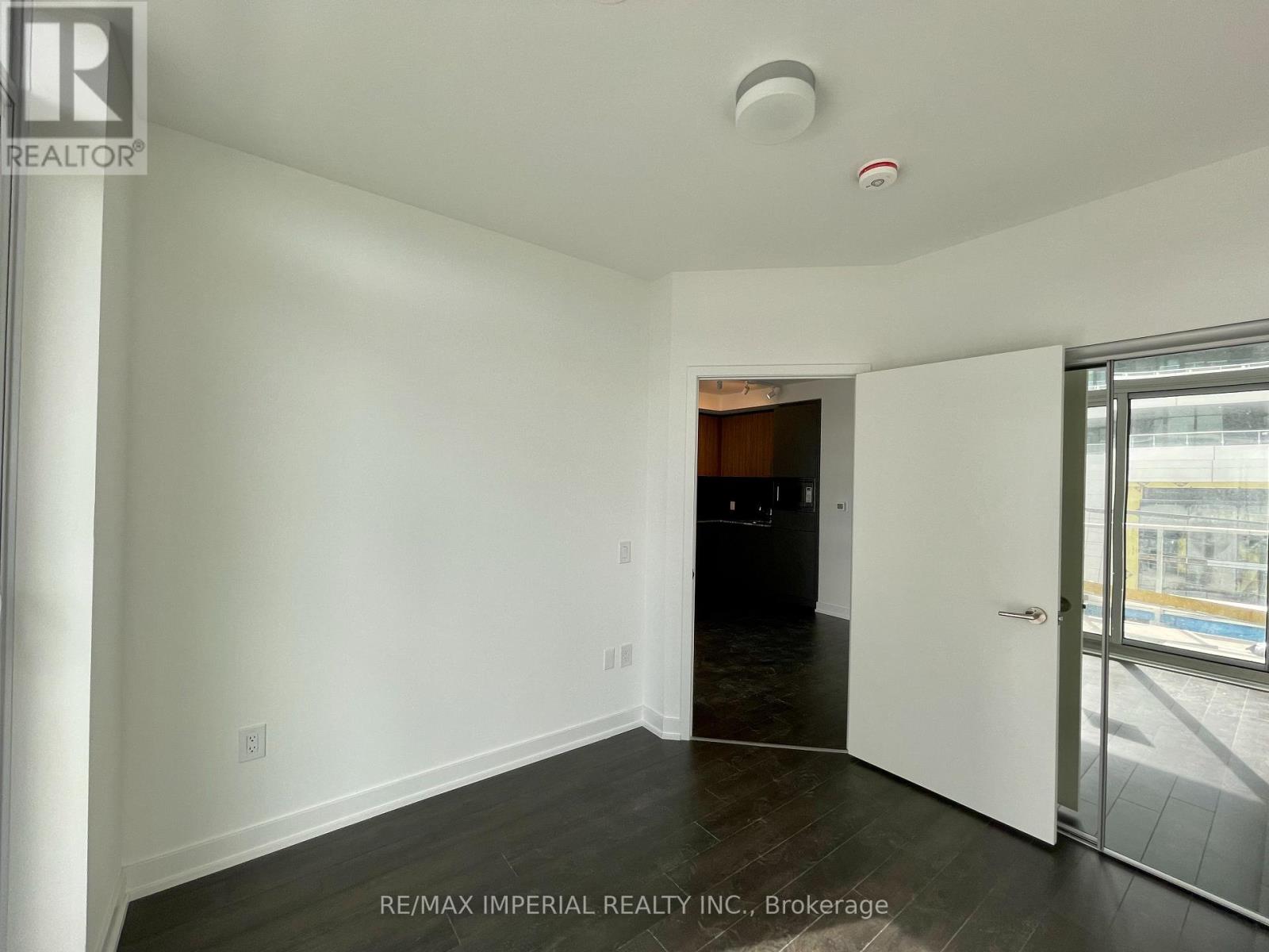 207 - 50 O'neill Road, Toronto, Ontario  M3C 0H1 - Photo 9 - C12569194