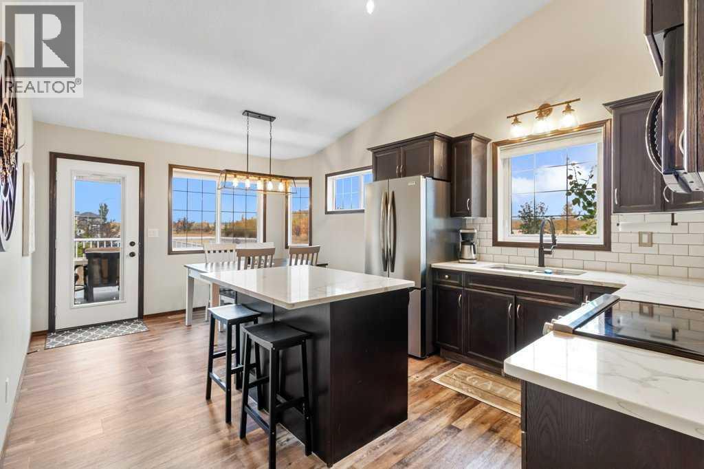 90 Larsen Crescent, Red Deer, Alberta  T4R 0J1 - Photo 7 - A2261323