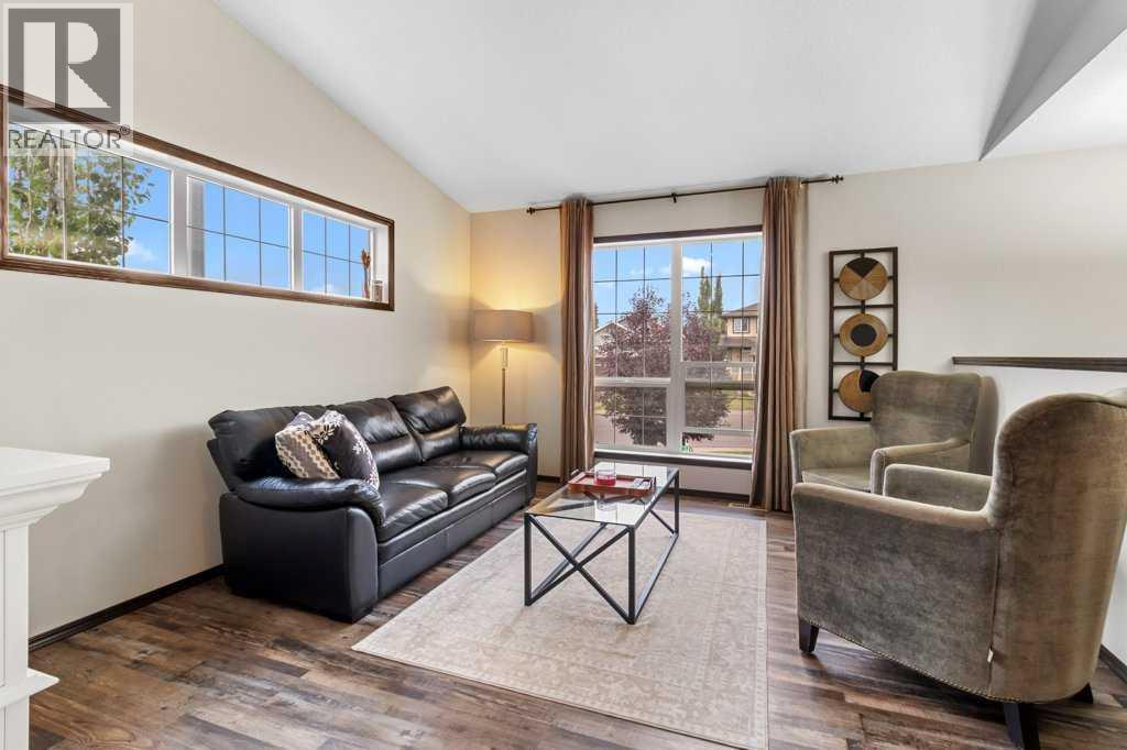 90 Larsen Crescent, Red Deer, Alberta  T4R 0J1 - Photo 11 - A2261323