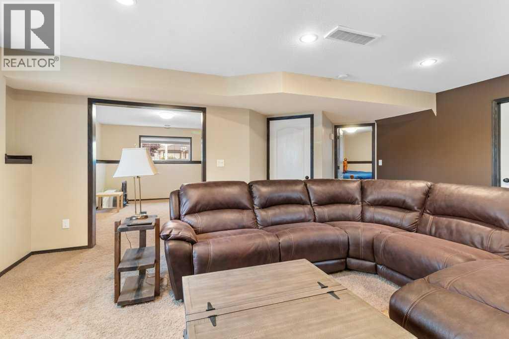 90 Larsen Crescent, Red Deer, Alberta  T4R 0J1 - Photo 20 - A2261323