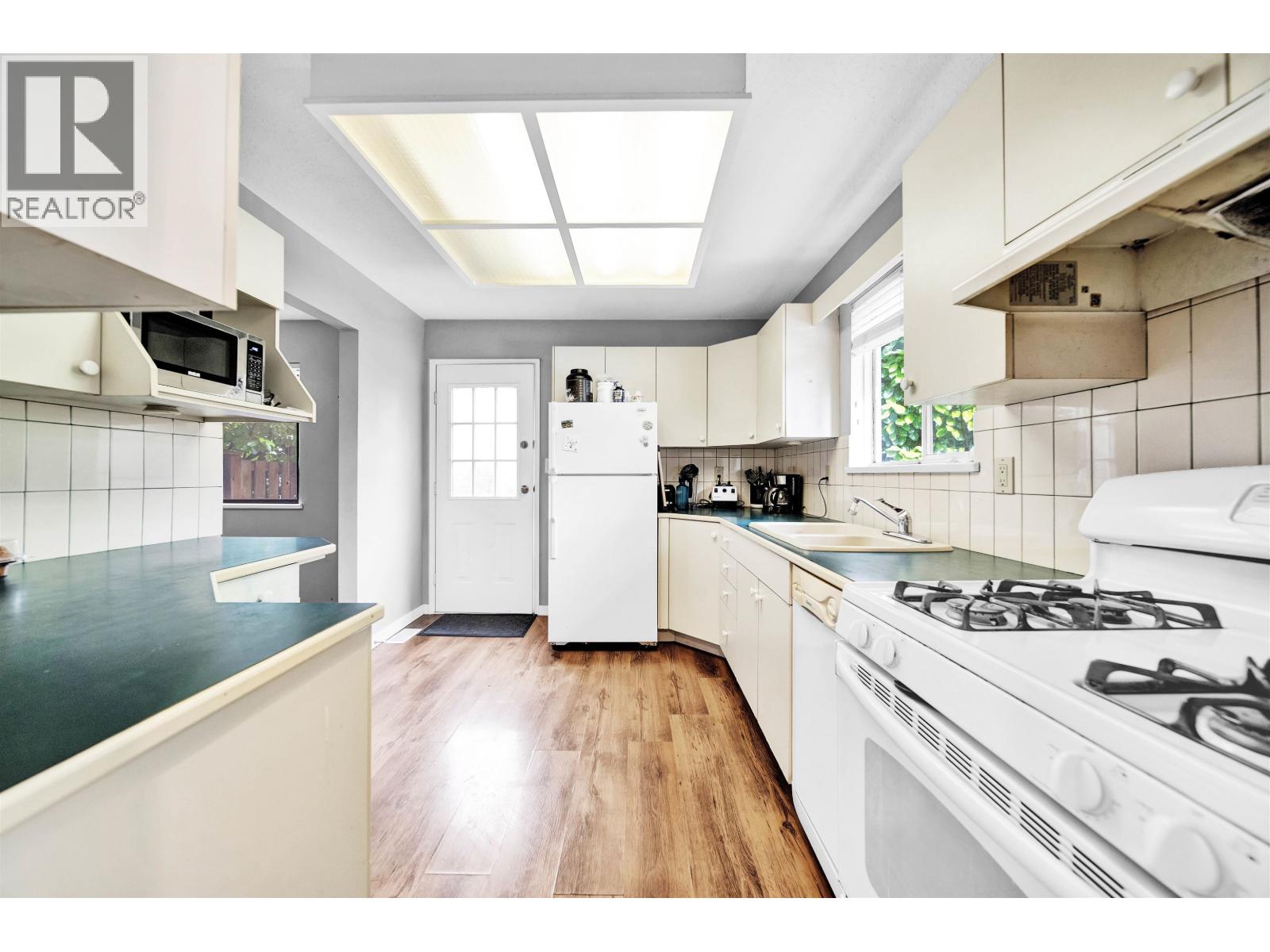 21022 123 Avenue, Maple Ridge, British Columbia  V2X 4B4 - Photo 7 - R3069339