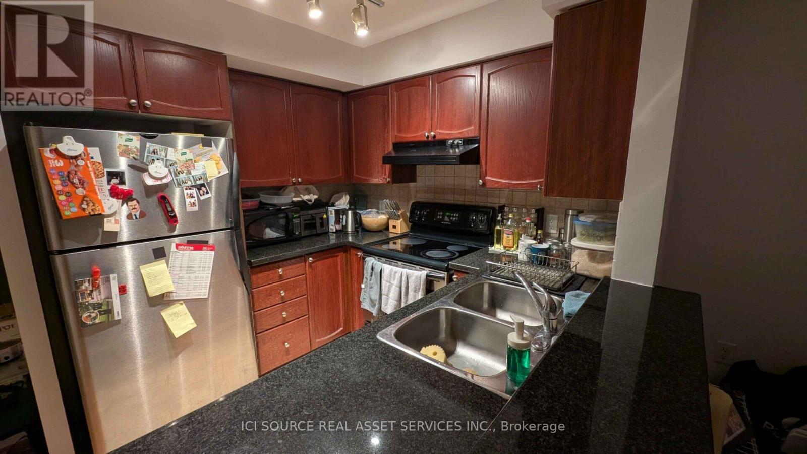 408 - 3840 Bathurst Street, Toronto, Ontario  M3H 6C6 - Photo 3 - C12494570