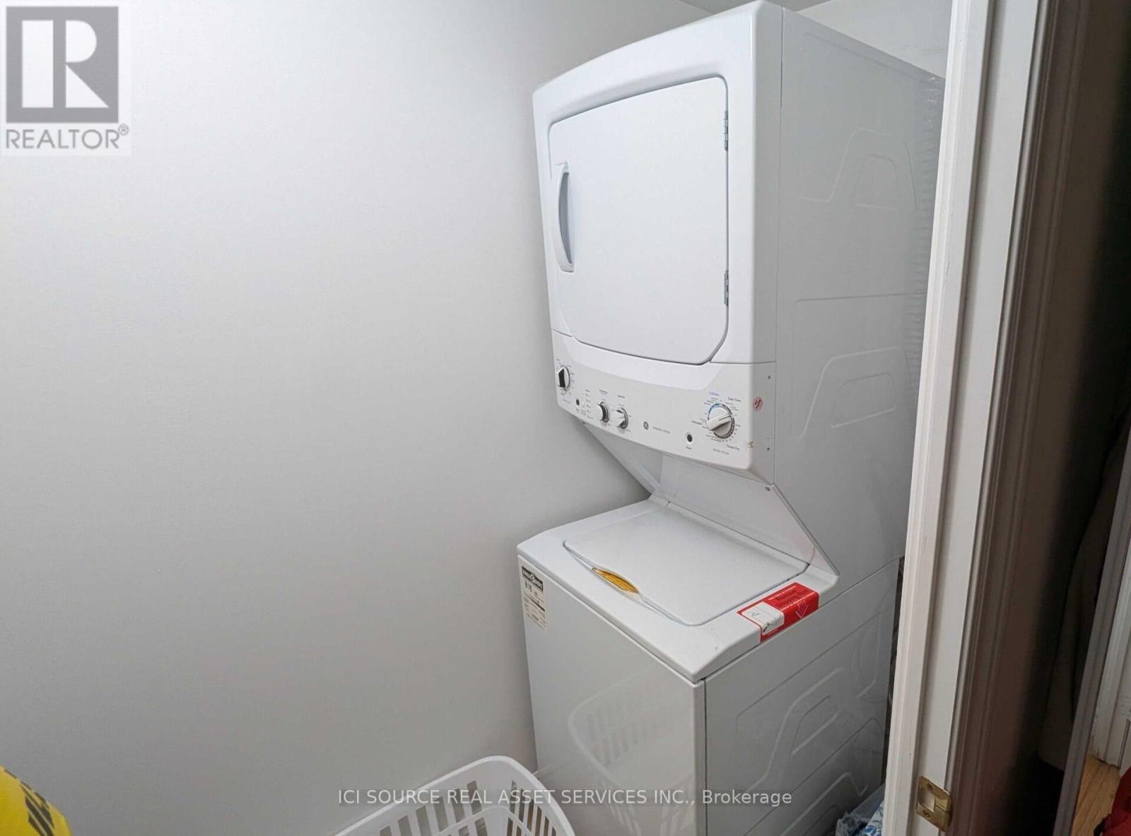 408 - 3840 Bathurst Street, Toronto, Ontario  M3H 6C6 - Photo 5 - C12494570