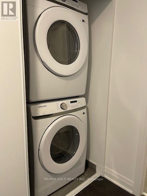 4202 - 4015 The Exchange Street, Mississauga, Ontario L5B 0N9 - Photo 18 - W12572554