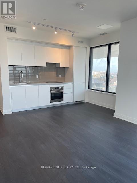 4202 - 4015 The Exchange Street, Mississauga, Ontario L5B 0N9 - Photo 17 - W12572554