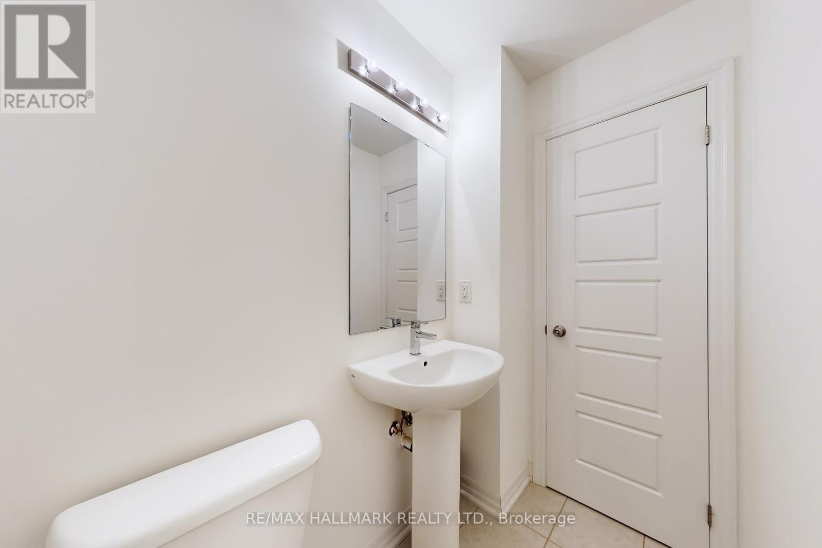 106 Bravo Lane, Newmarket, Ontario  L3X 0L3 - Photo 17 - N12572876