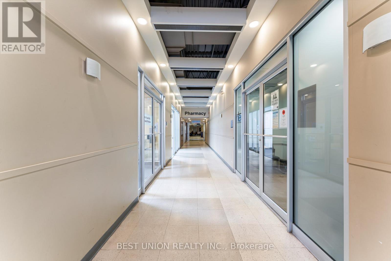 109 - 7155 Woodbine Avenue, Markham, Ontario  L3R 1A3 - Photo 4 - N12572928