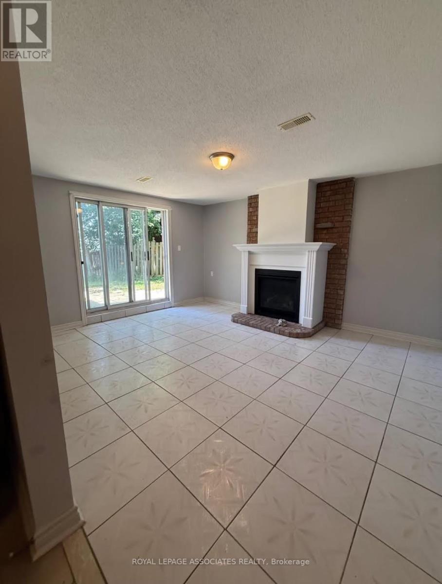 BASEMENT - 65 SIMCOE ROAD, Bradford West Gwillimbury, Ontario