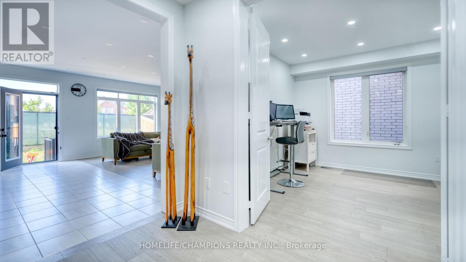 148 Wesmina Avenue, Whitchurch-Stouffville, Ontario  L4A 4W5 - Photo 12 - N12572972