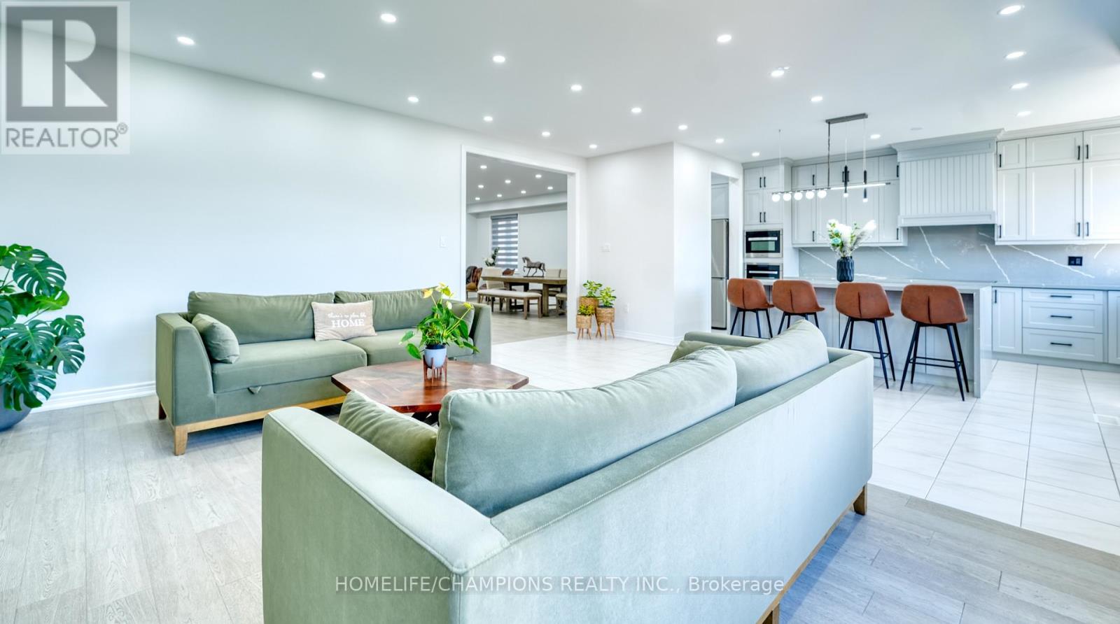 148 Wesmina Avenue, Whitchurch-Stouffville, Ontario  L4A 4W5 - Photo 16 - N12572972