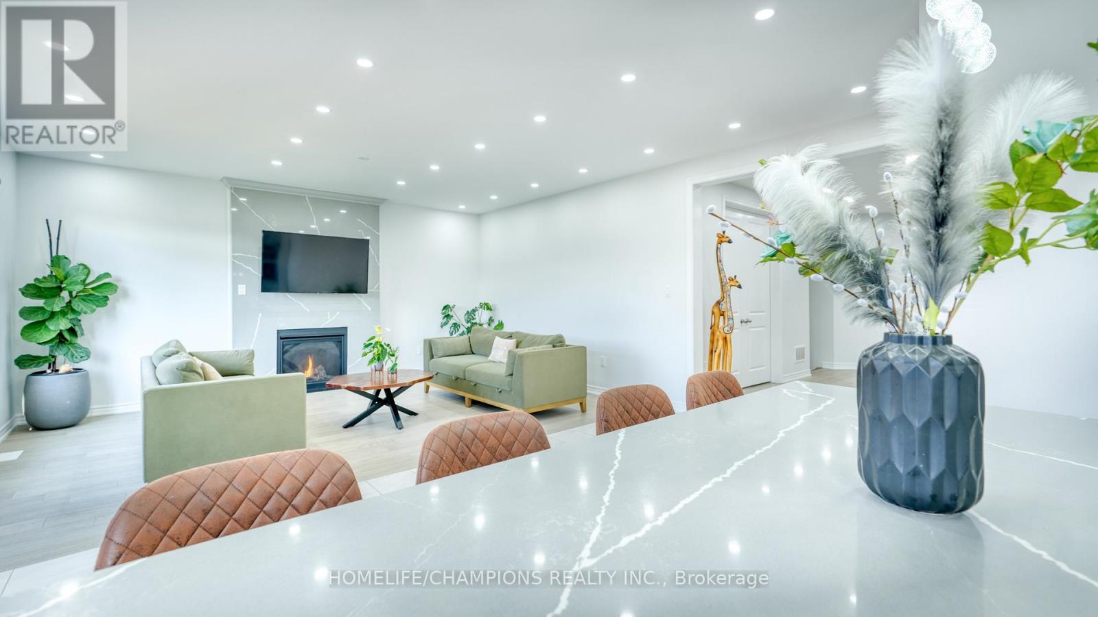 148 Wesmina Avenue, Whitchurch-Stouffville, Ontario  L4A 4W5 - Photo 24 - N12572972