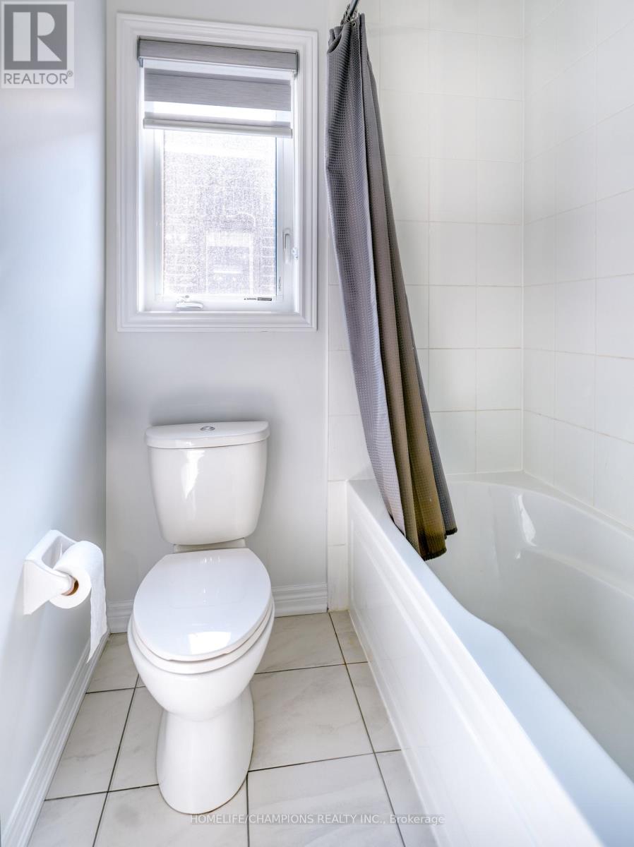 148 Wesmina Avenue, Whitchurch-Stouffville, Ontario  L4A 4W5 - Photo 42 - N12572972