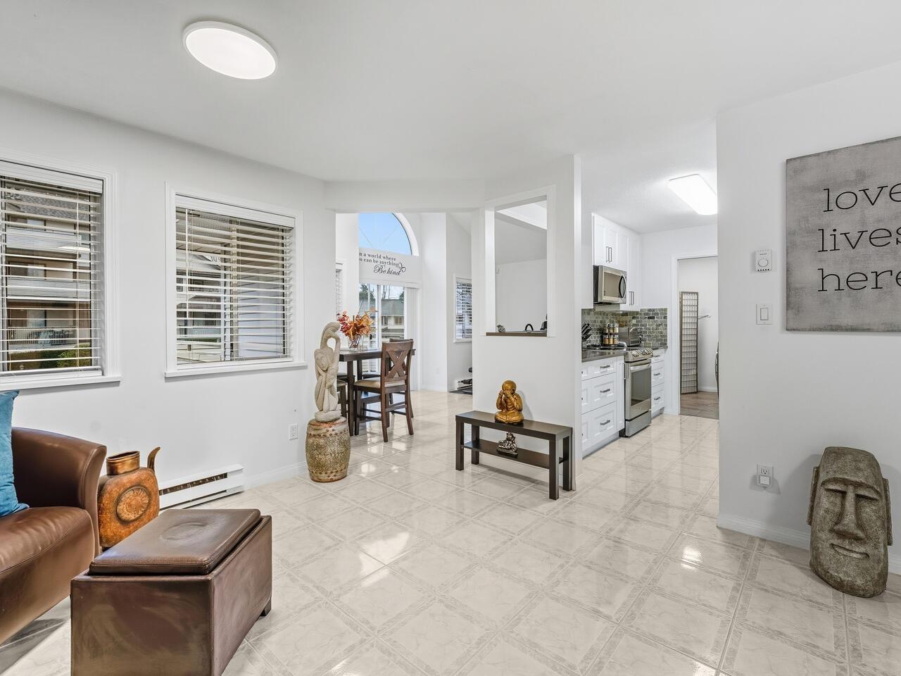 402 19645 64 Avenue, Langley, British Columbia  V2Y 1L2 - Photo 6 - R3069677