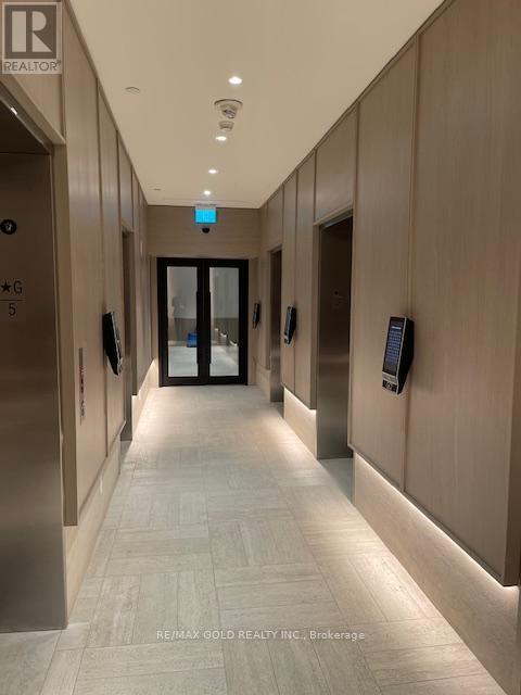 4202 - 4015 The Exchange Street, Mississauga, Ontario L5B 0N9 - Photo 12 - W12572554