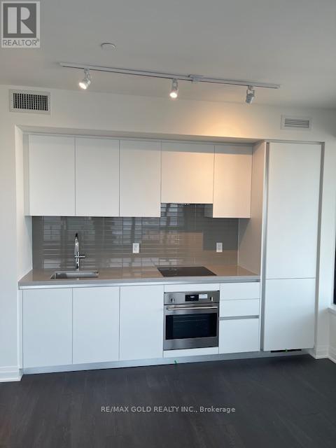 4202 - 4015 The Exchange Street, Mississauga, Ontario L5B 0N9 - Photo 24 - W12572554