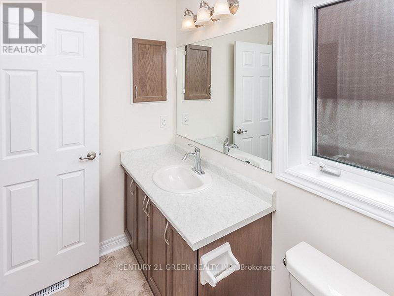 119 Orchardcroft Road, Oakville, Ontario  L6H 0M5 - Photo 15 - W12572788