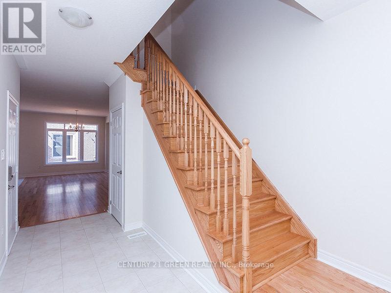 119 Orchardcroft Road, Oakville, Ontario  L6H 0M5 - Photo 7 - W12572788