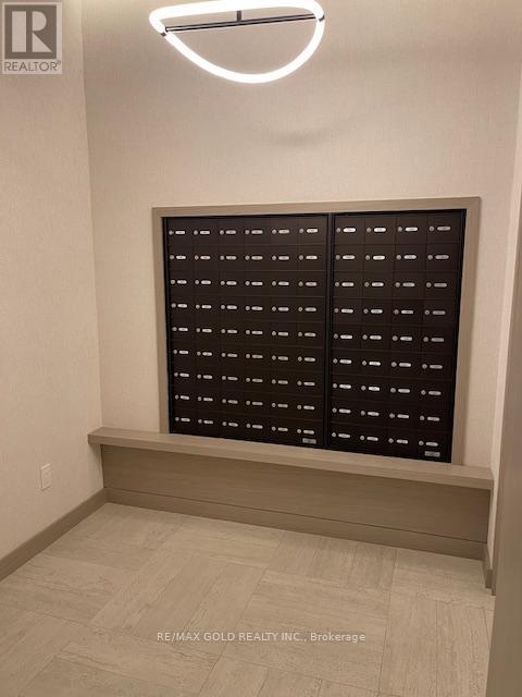 4202 - 4015 The Exchange Street, Mississauga, Ontario L5B 0N9 - Photo 10 - W12572554