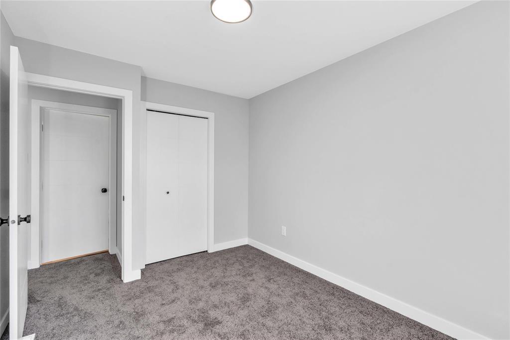 571 Burrows Avenue, Winnipeg, Manitoba  R2W 2A5 - Photo 16 - 202528404