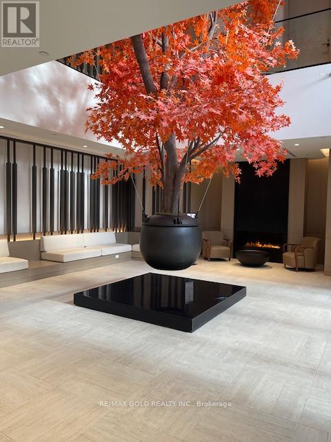 4202 - 4015 The Exchange Street, Mississauga, Ontario L5B 0N9 - Photo 7 - W12572554