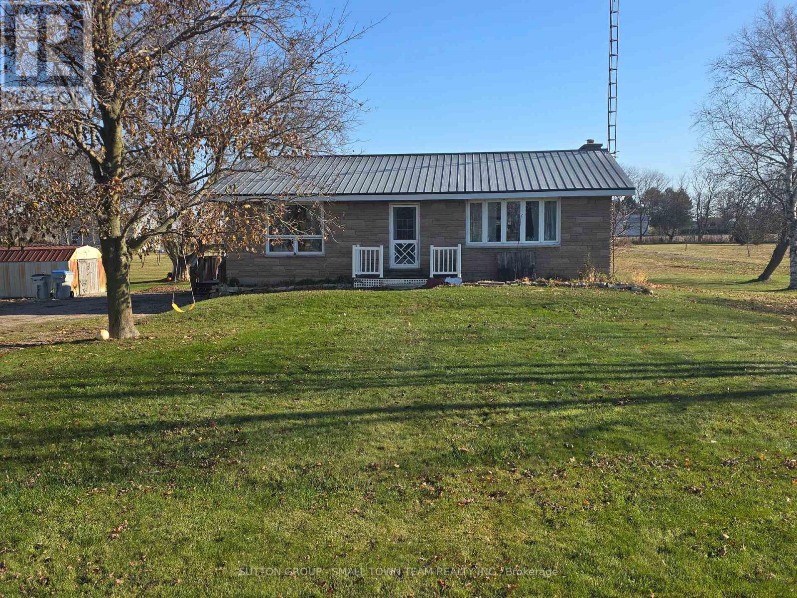 69228 Corbett Line, South Huron, Ontario N0M 1N0 - Photo 37 - X12533254