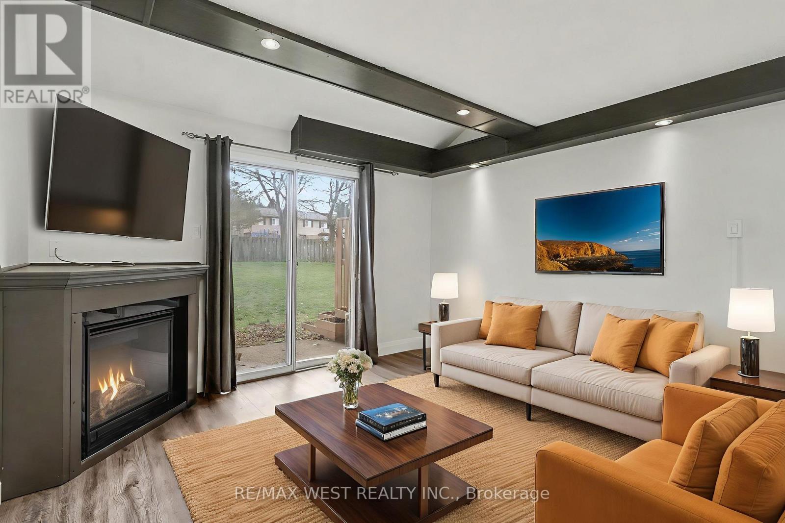 37 - 67 VALLEYVIEW ROAD, Kitchener, Ontario