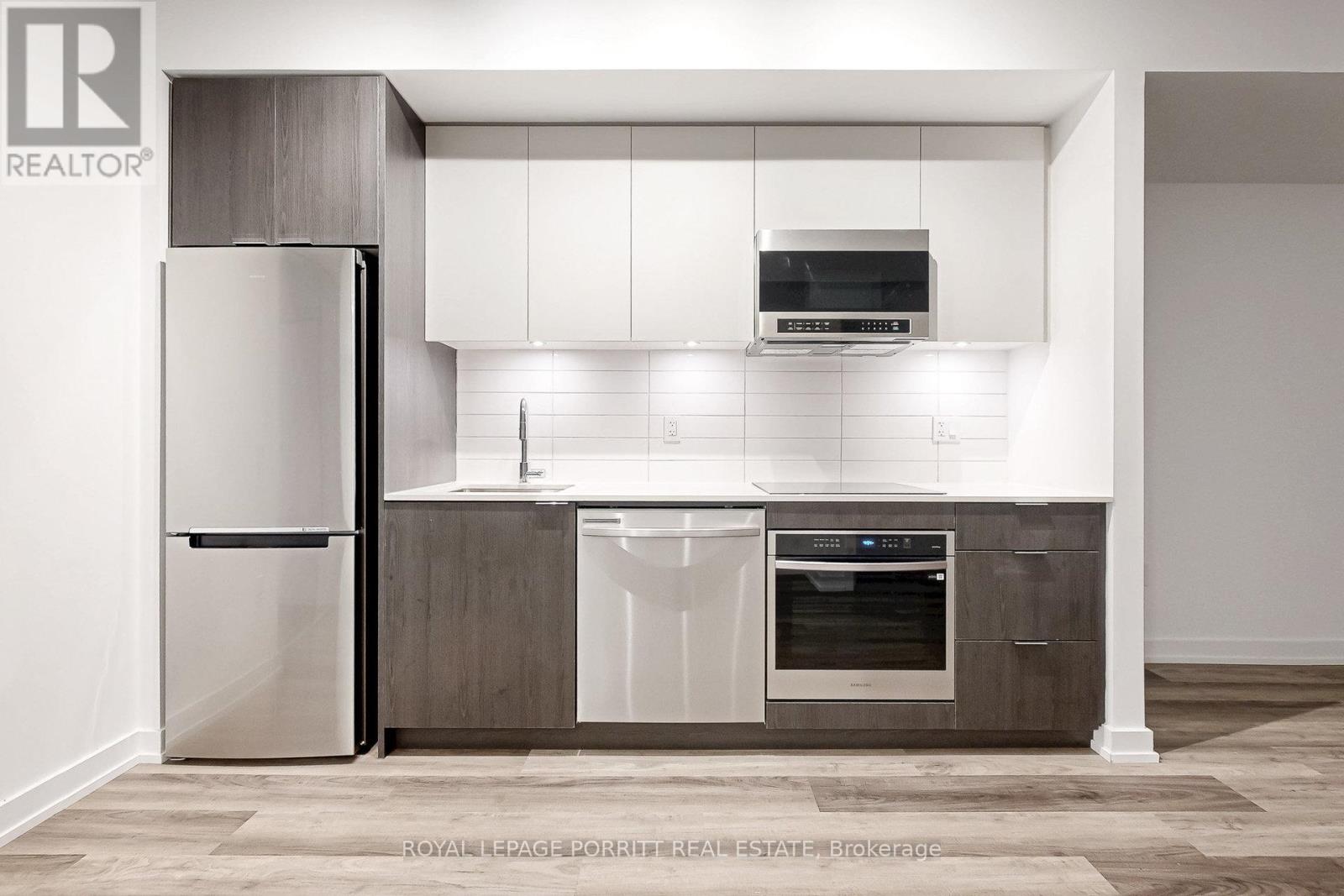 509 - 6 Chartwell Road, Toronto, Ontario  M8Z 4E8 - Photo 10 - W12572890