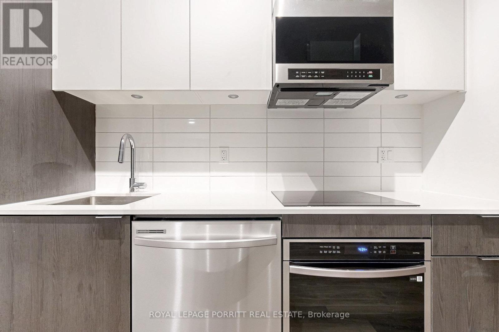 509 - 6 Chartwell Road, Toronto, Ontario  M8Z 4E8 - Photo 11 - W12572890