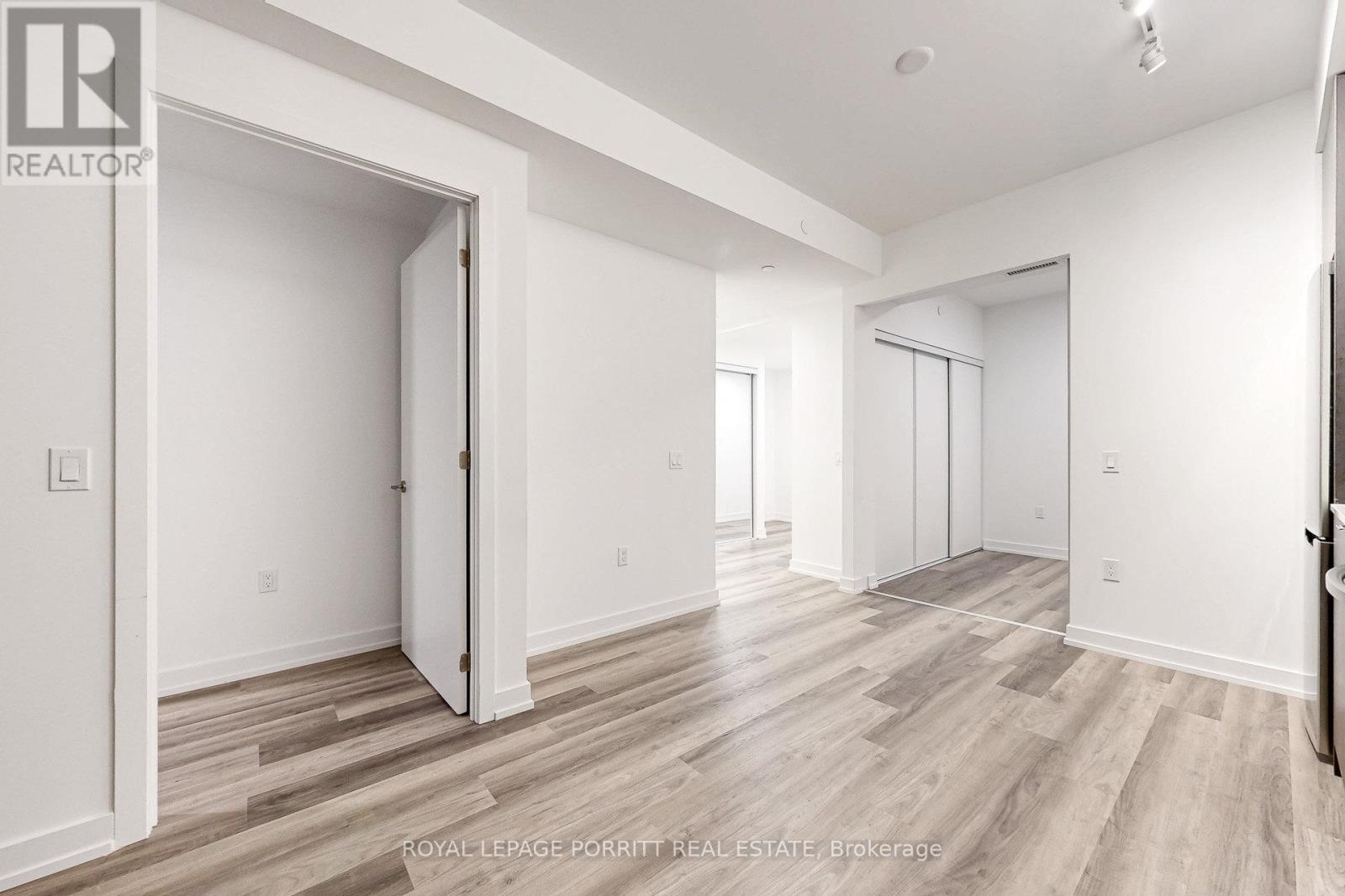 509 - 6 Chartwell Road, Toronto, Ontario  M8Z 4E8 - Photo 13 - W12572890